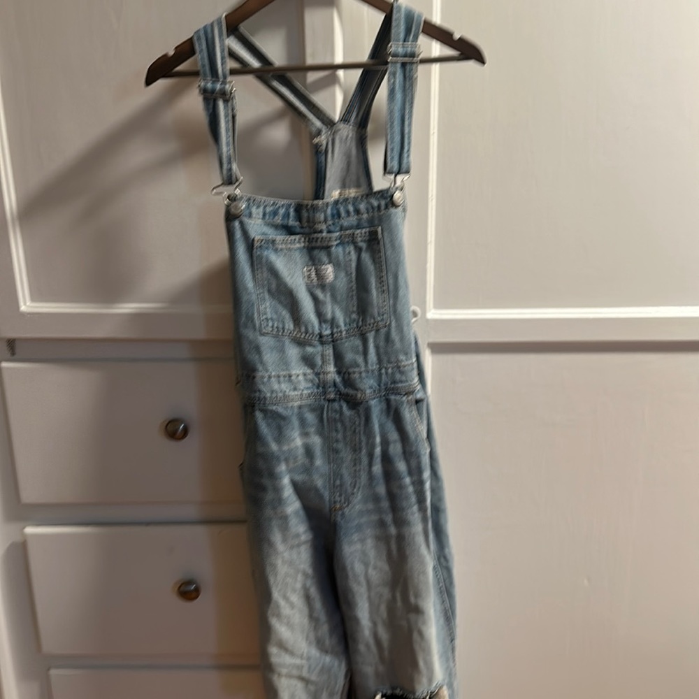 Levi’s overalls